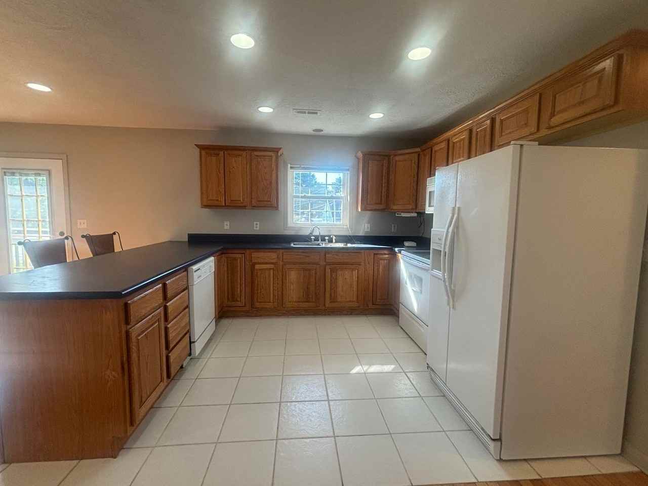 6818 Dunkard Rd - Photo 7 of 10