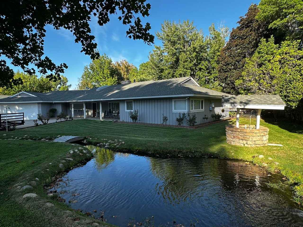 312 Mount Tom Rd - Photo 2 of 21
