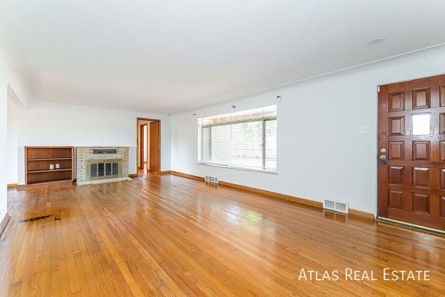 2110 Vance St - Photo 6 of 21