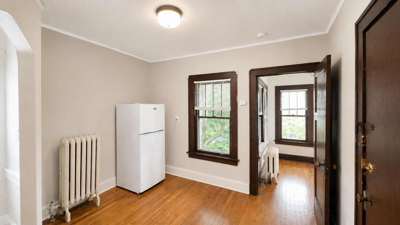 1027 Jenifer St #3E - Photo 4 of 13