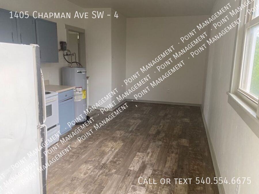 1405 Chapman Ave Sw #4 - Photo 5 of 7