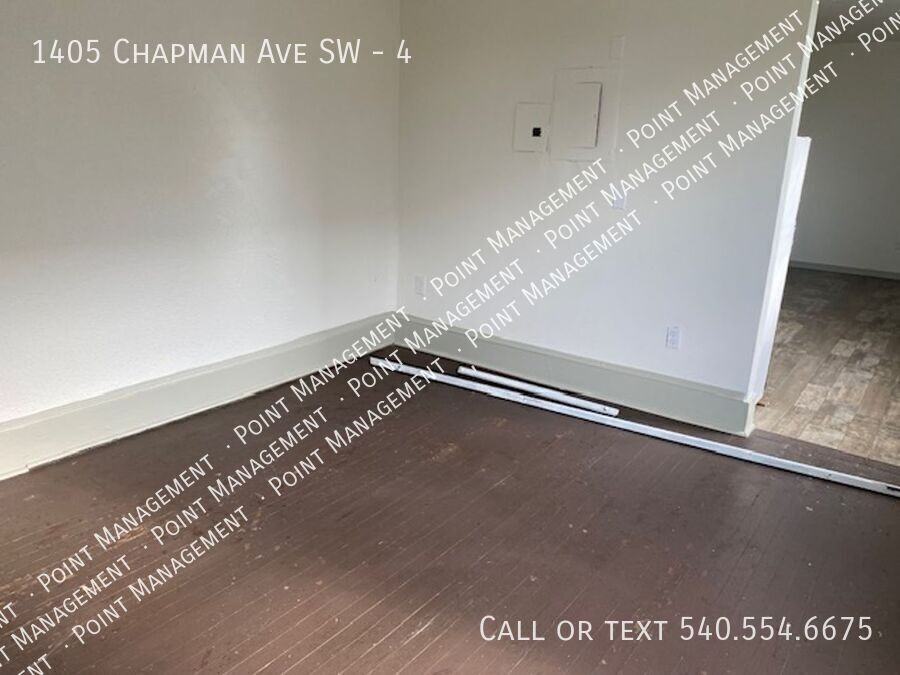 1405 Chapman Ave Sw #4 - Photo 6 of 7