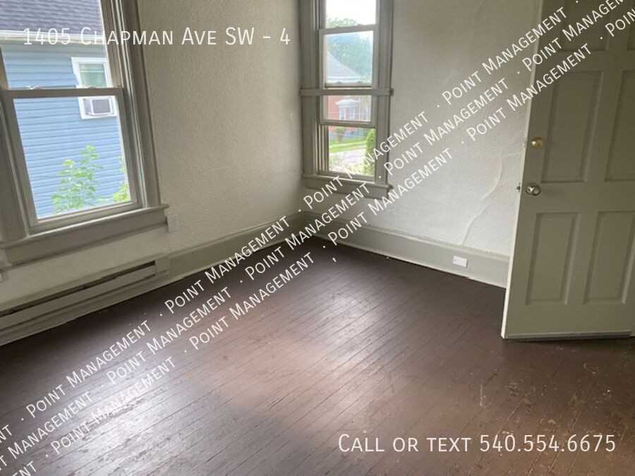 1405 Chapman Ave Sw #4 - Photo 7 of 7