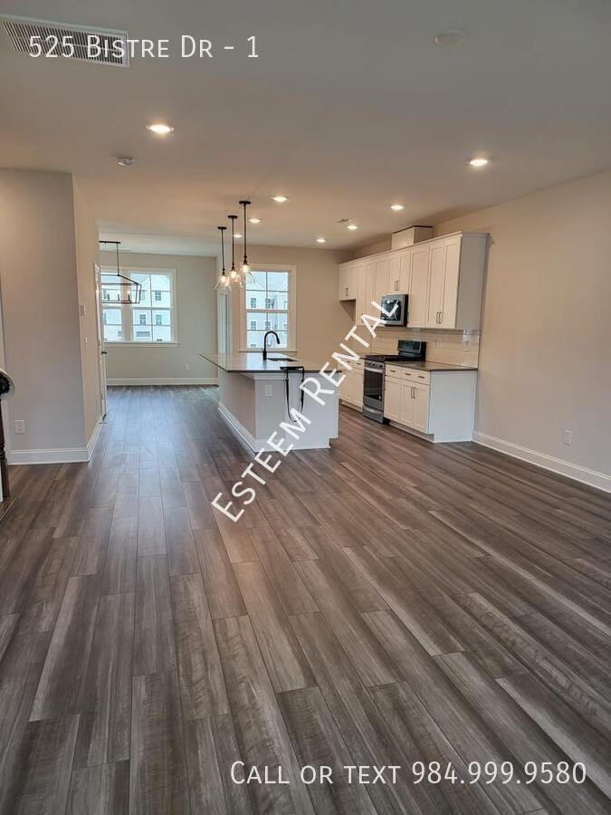 525 Bistre Dr #1 - Photo 6 of 27