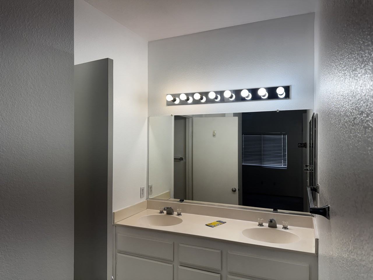 14724 Rockrose St #1 - Photo 4 of 20