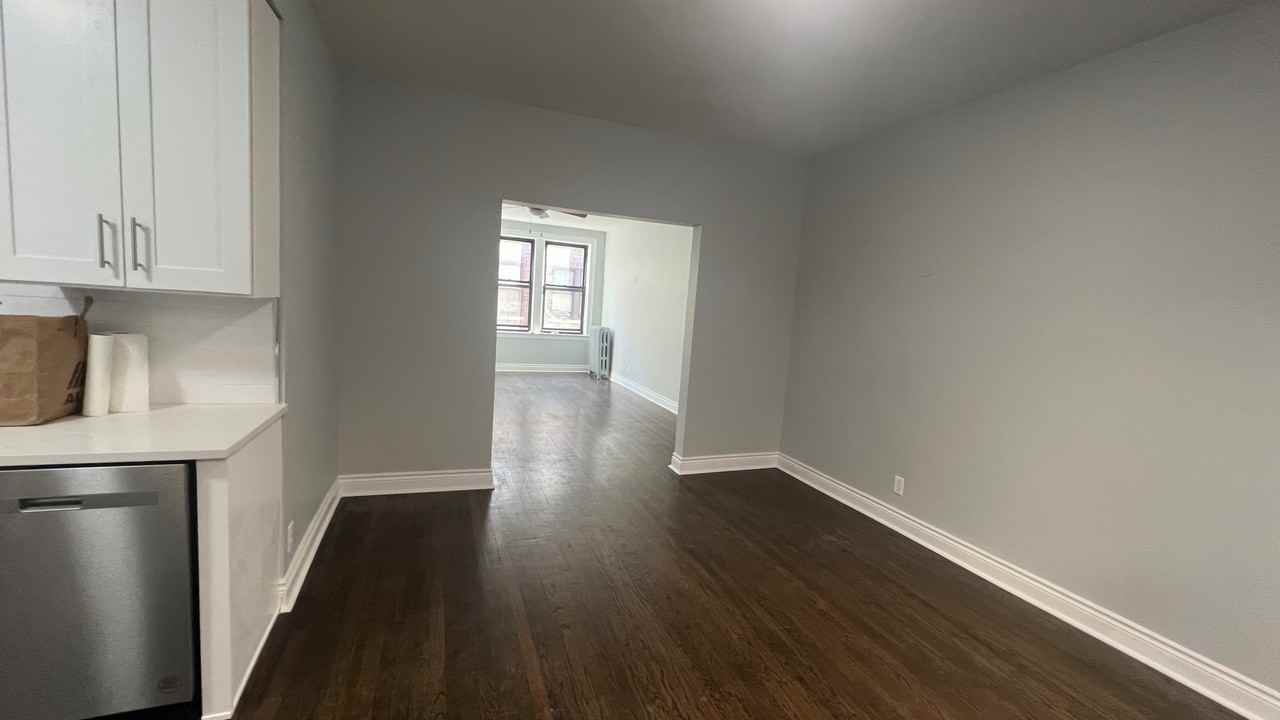 5517 S Everett Ave #5517-2E - Photo 3 of 13