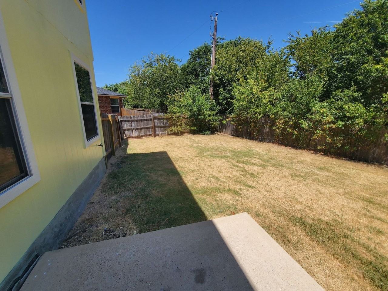 1014 Glen Meadow Cv - Photo 2 of 22