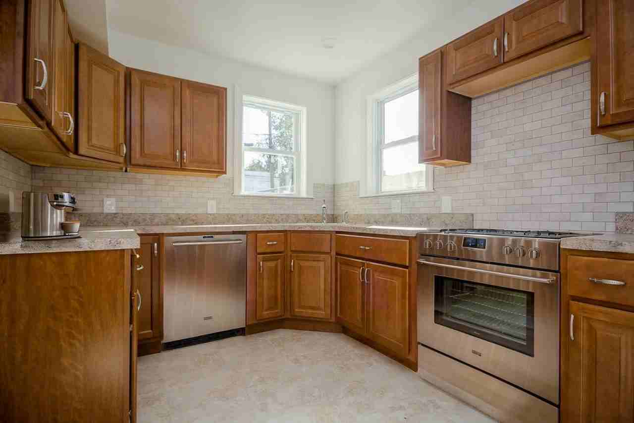 452 N St Nw - Photo 3 of 16