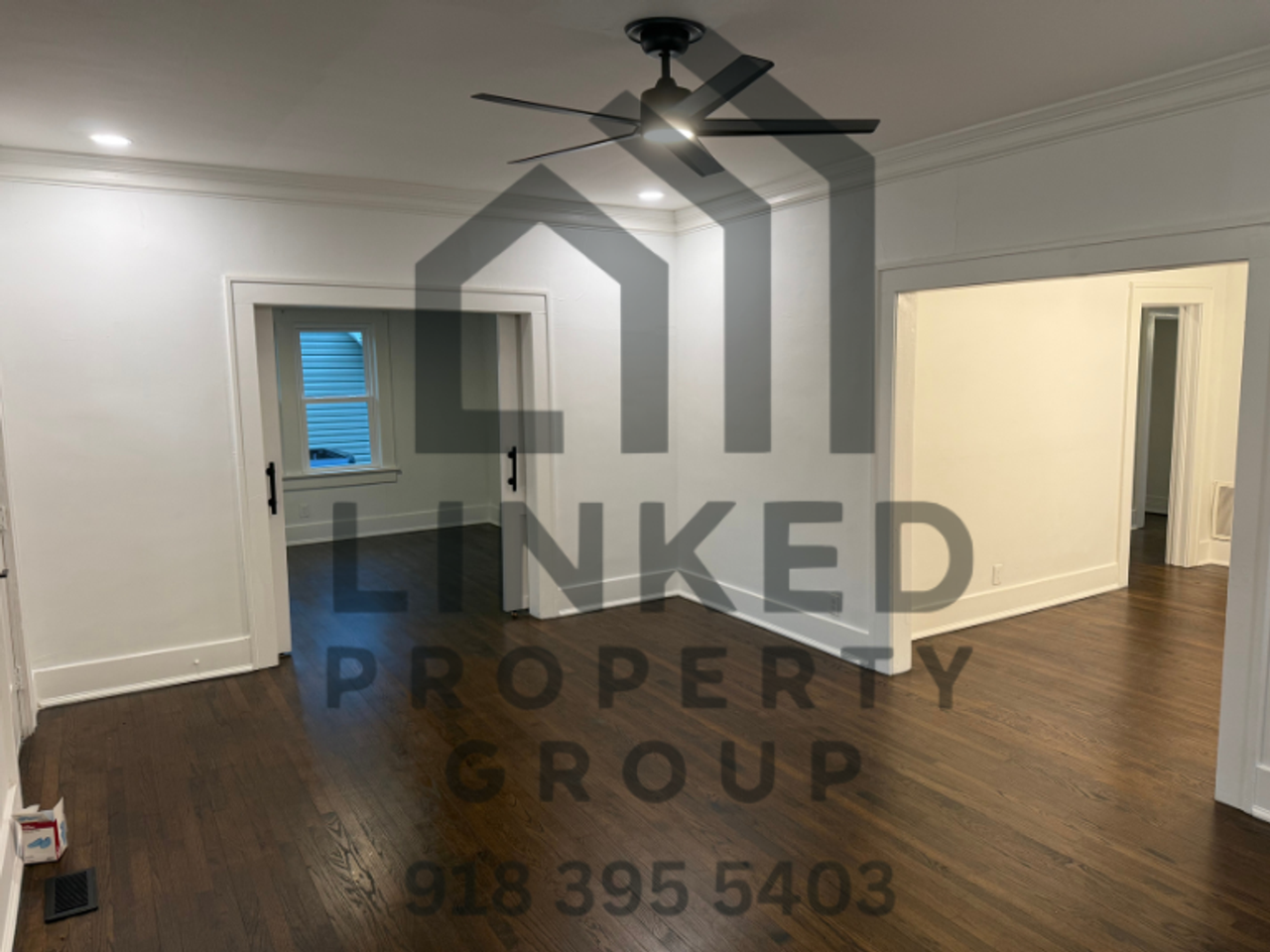 1525 S Dewey Ave - Photo 5 of 27