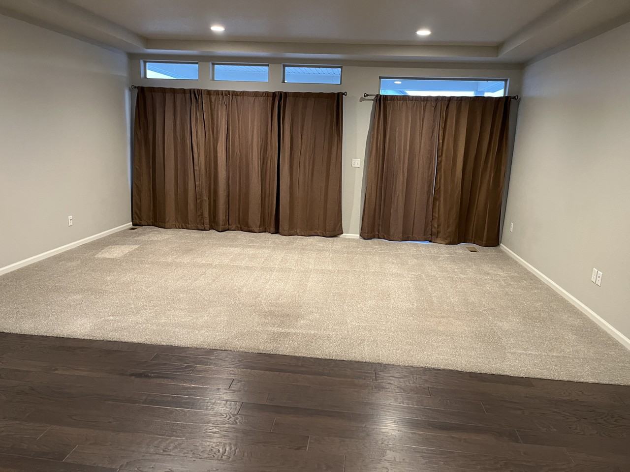 6531 Mineral Belt Dr - Photo 4 of 15