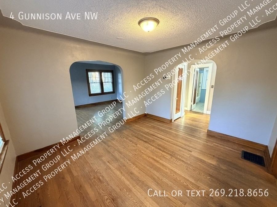 4 Gunnison Ave Nw - Photo 7 of 29