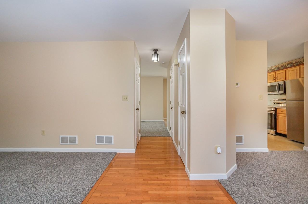 2332 Aspen Way - Photo 6 of 36