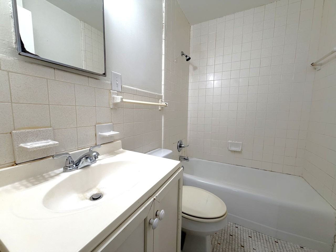 6855 Victor Rd - Photo 6 of 14