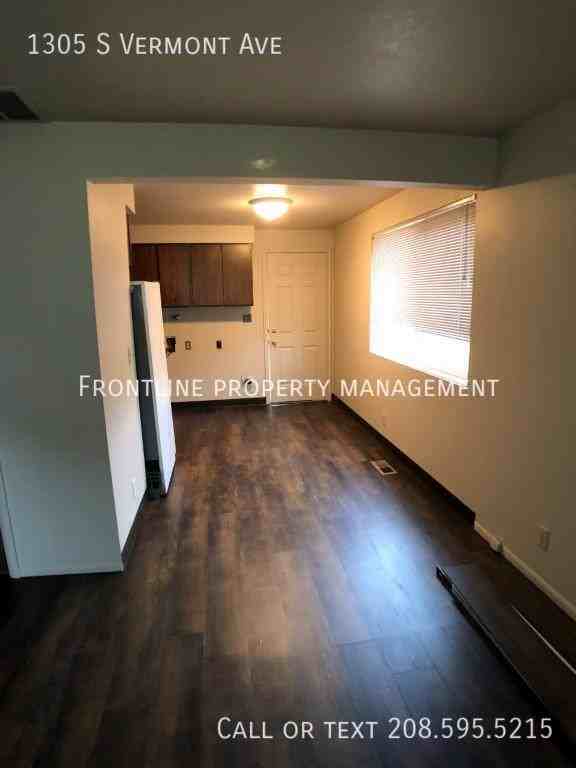 1305 S Vermont Ave - Photo 3 of 9