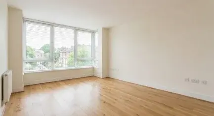 22917 Gabriel - Photo 2 of 4