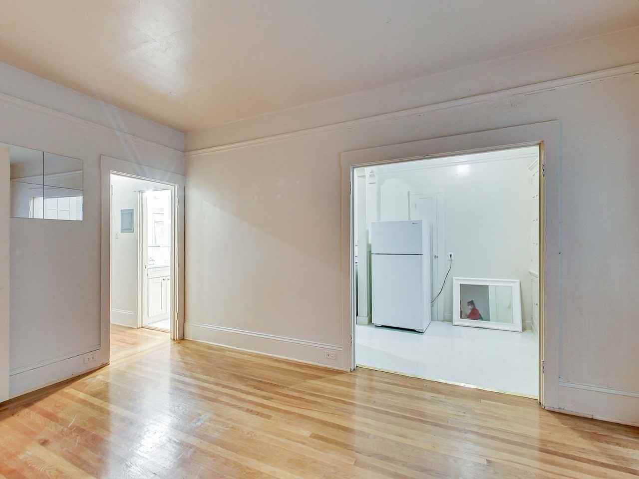 1112 Larkin St #202 - Photo 7 of 18