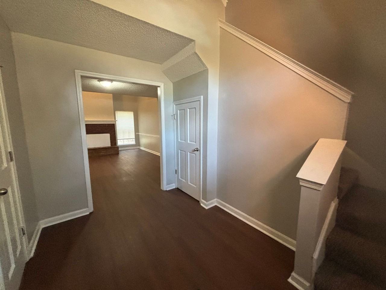 6305 Kirby Downs Dr - Photo 4 of 30