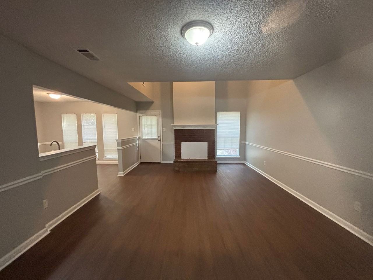 6305 Kirby Downs Dr - Photo 6 of 30