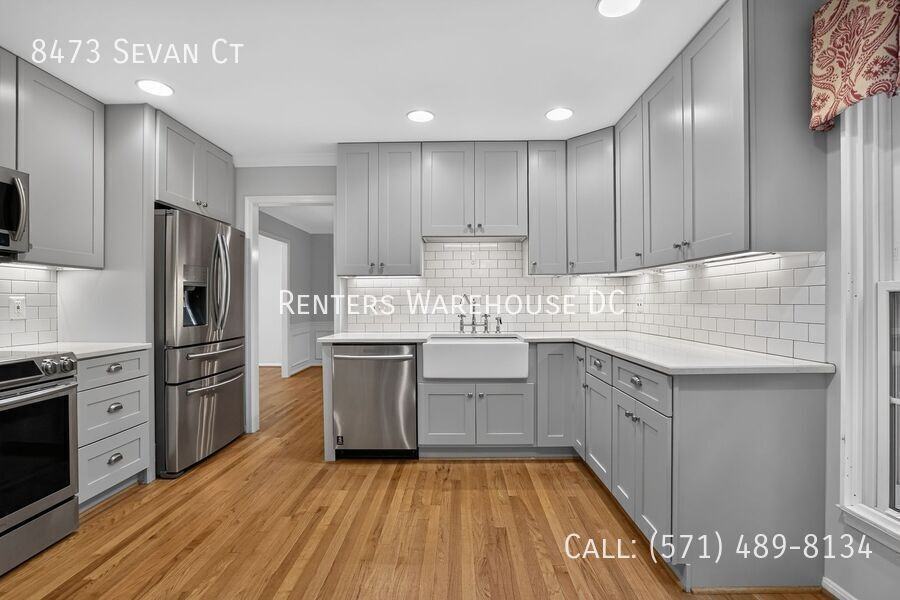 8473 Sevan Ct - Photo 4 of 23