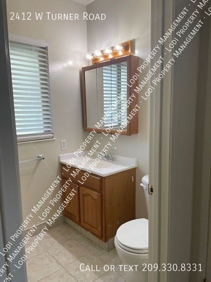 2412 W Turner Rd - Photo 7 of 12
