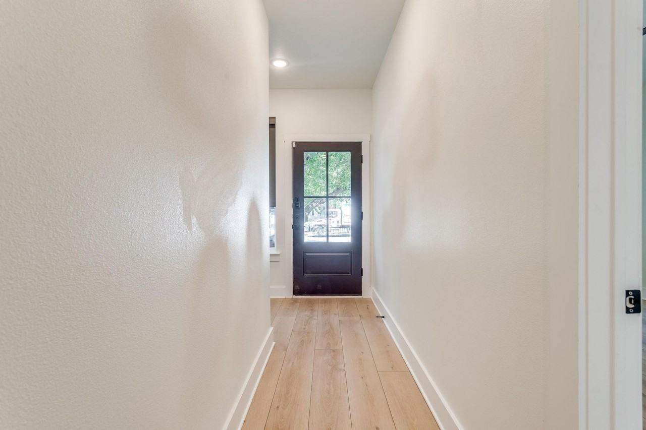 3249 S University Dr - Photo 6 of 47