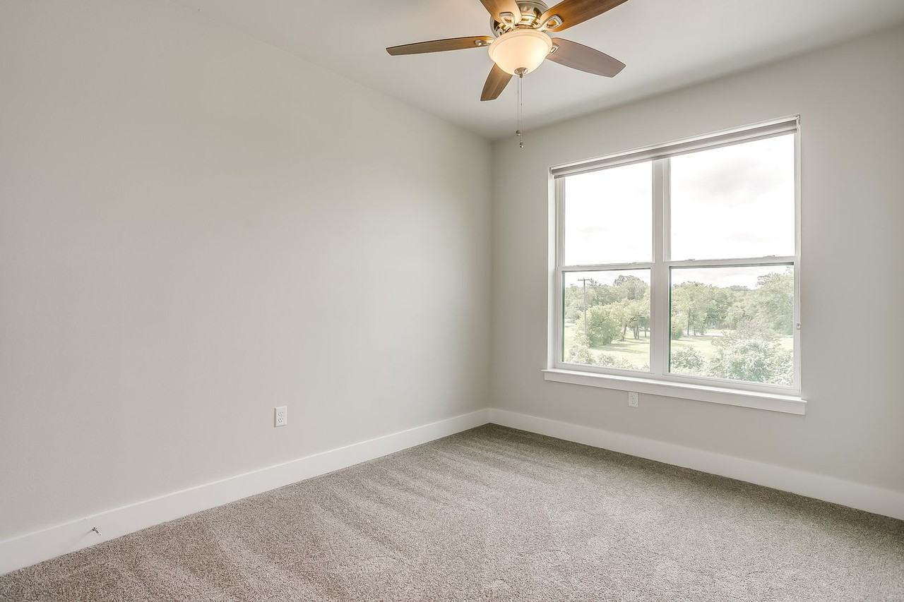 2718 Forest Park Blvd #2718FP27 - Photo 2 of 37