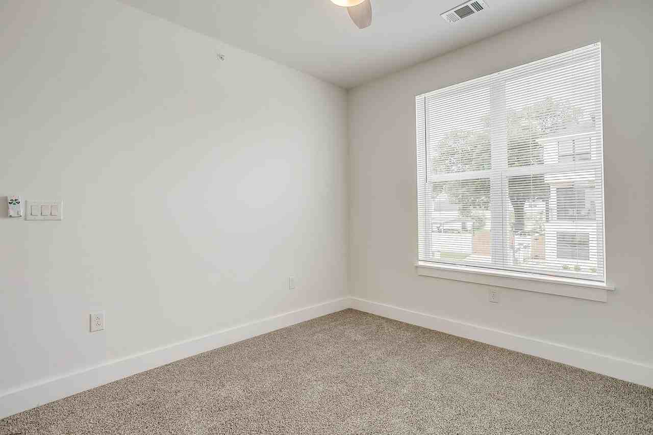3144 Forest Park Blvd #3144FP27 - Photo 4 of 50