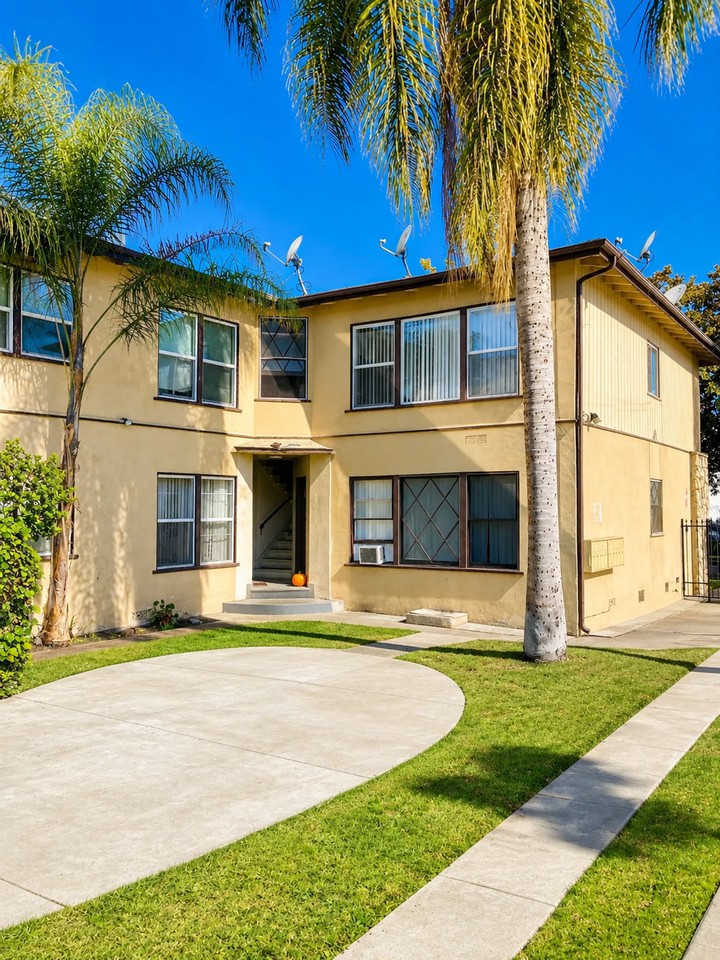 3308 Castle Heights Ave. - Photo 3 of 3