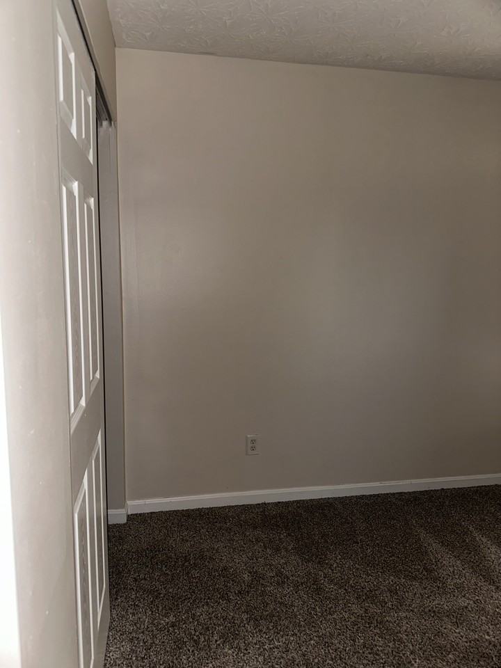 90 Cambridge Dr #27 - Photo 7 of 12