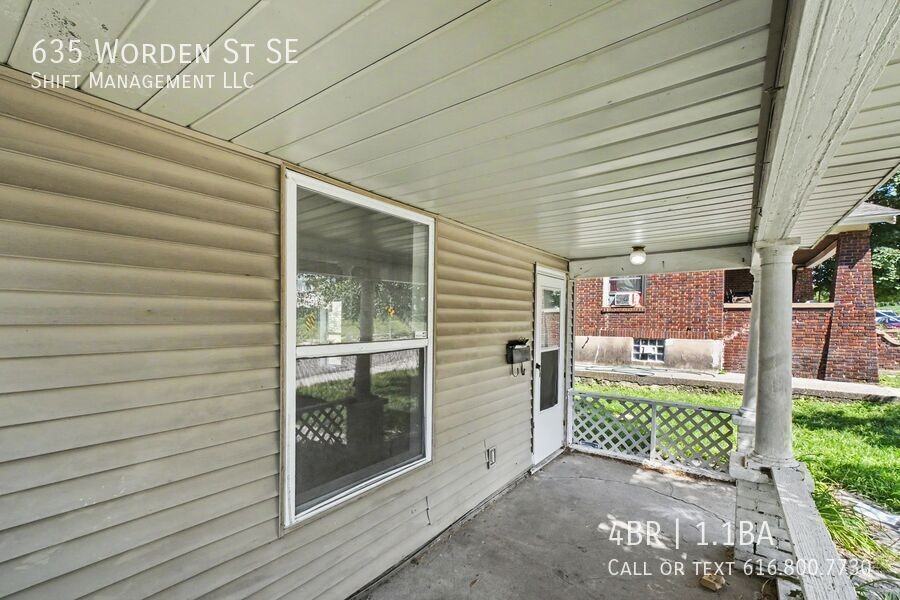 635 Worden St Se - Photo 2 of 17