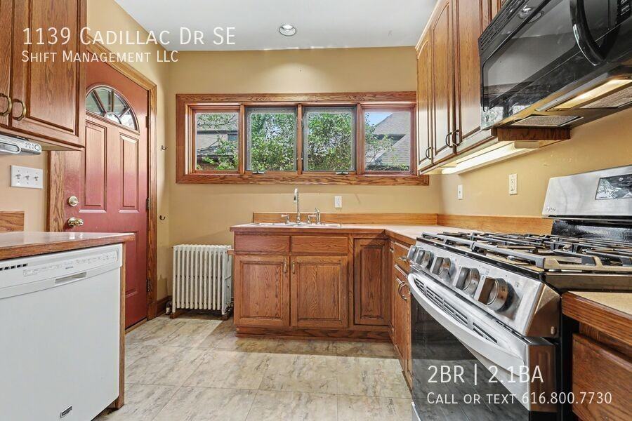 1139 Cadillac Dr Se - Photo 7 of 15