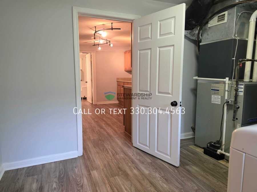 2226 Samuel Ave - Photo 5 of 28