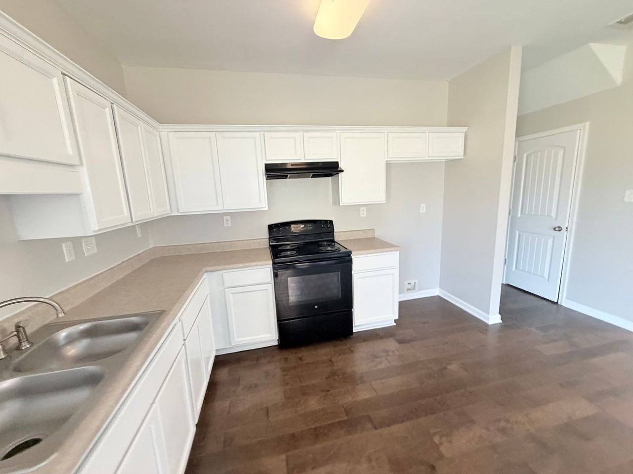 4264 Blake Cir - Photo 5 of 27