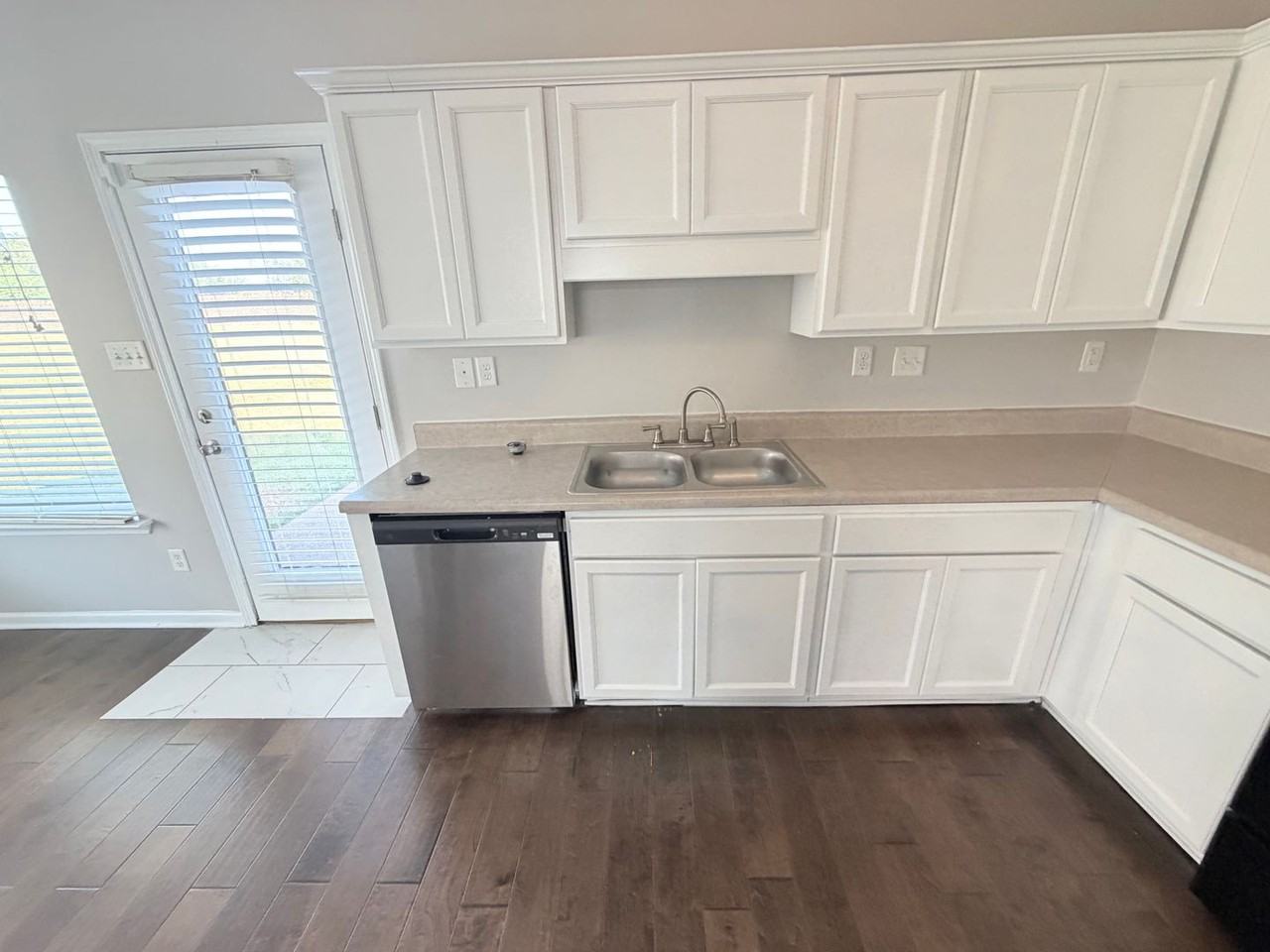 4264 Blake Cir - Photo 6 of 27