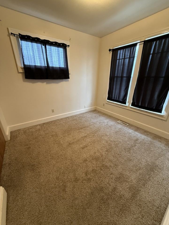 312 8th St S #312-8thSTS - Photo 6 of 9