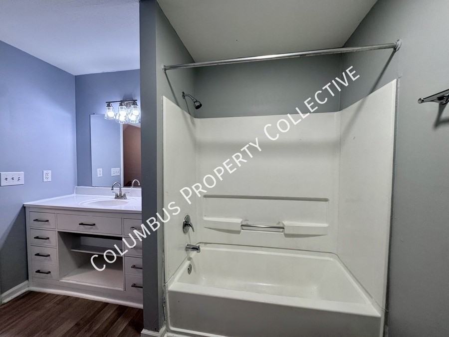 3265 E Mound St - Photo 7 of 9
