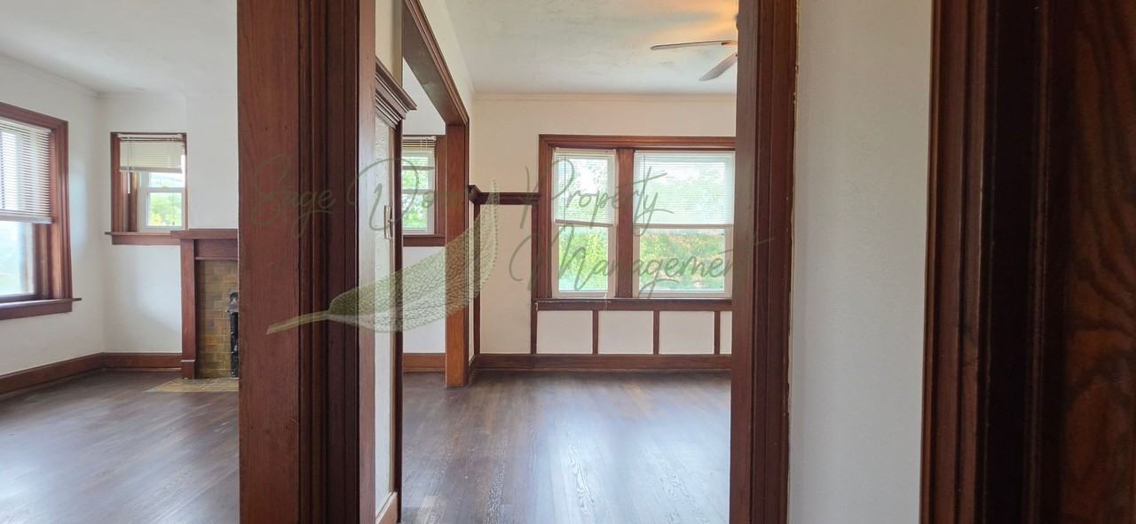 2805 Gillham Rd - Photo 3 of 24
