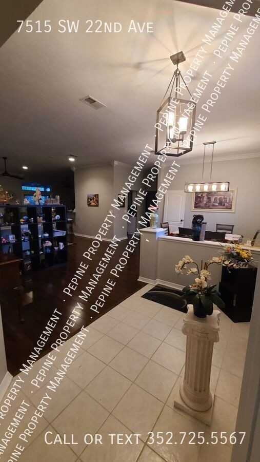 7515 Sw 22nd Ave - Photo 4 of 46