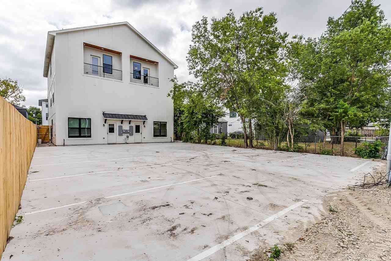 3210 Forest Park Blvd - Photo 7 of 45
