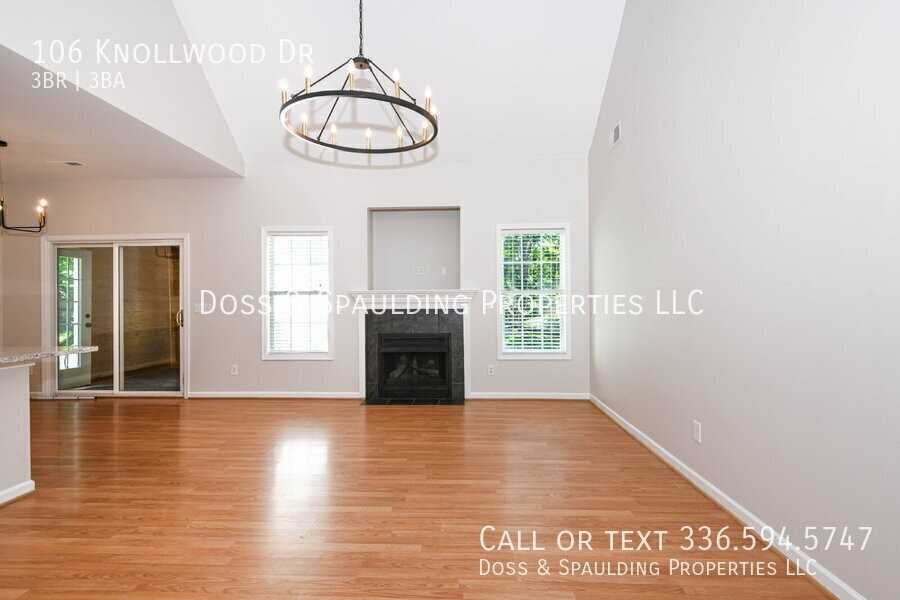 106 Knollwood Dr - Photo 6 of 36