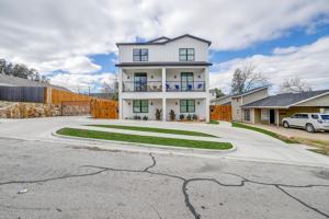 featured image of 2832 Wayside Ave
