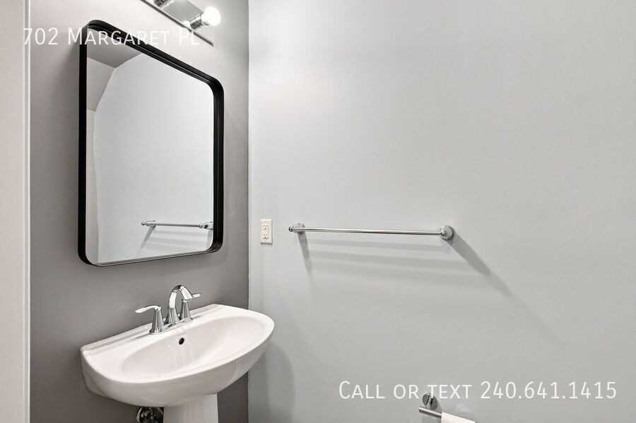 702 Margaret Pl - Photo 7 of 18