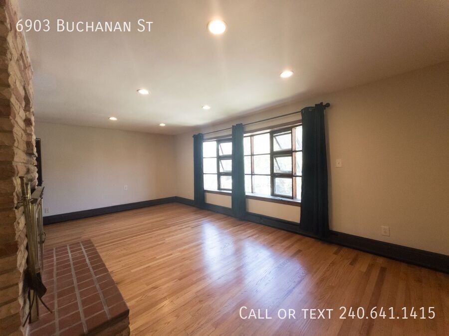 6903 Buchanan St - Photo 7 of 28
