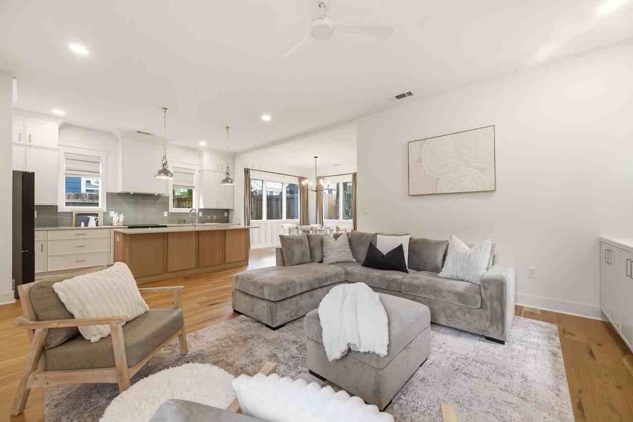 205 Whitefoord Ave Ne #A - Photo 4 of 50
