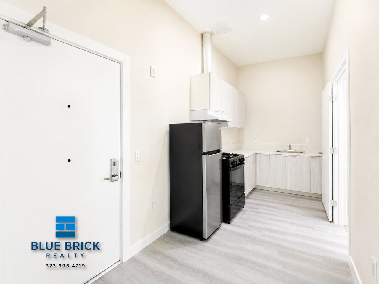 4821 Compton Ave #101 - Photo 4 of 15