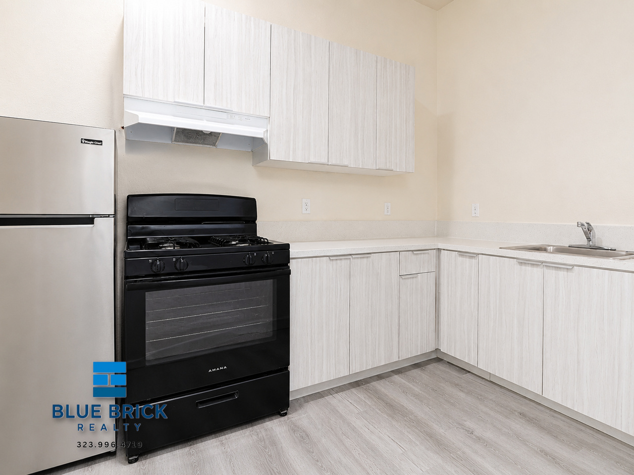 4821 Compton Ave #101 - Photo 6 of 15