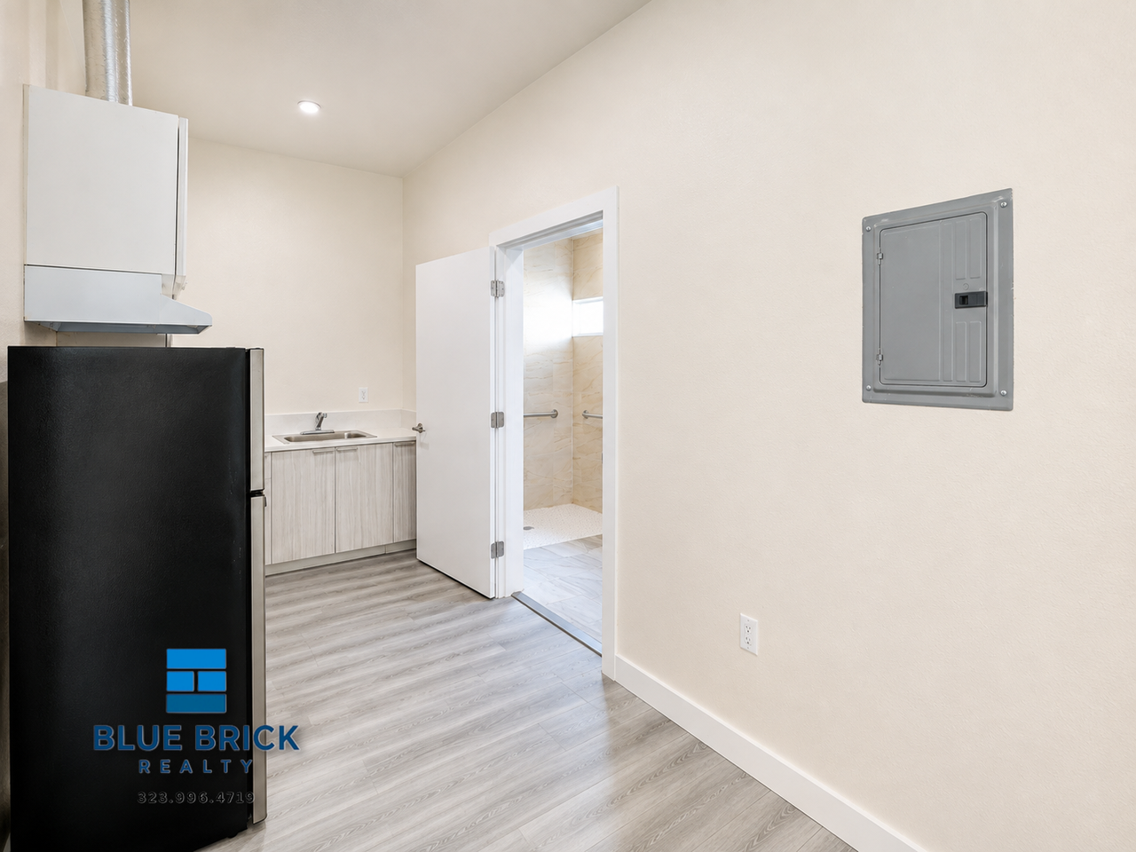 4821 Compton Ave #101 - Photo 7 of 15