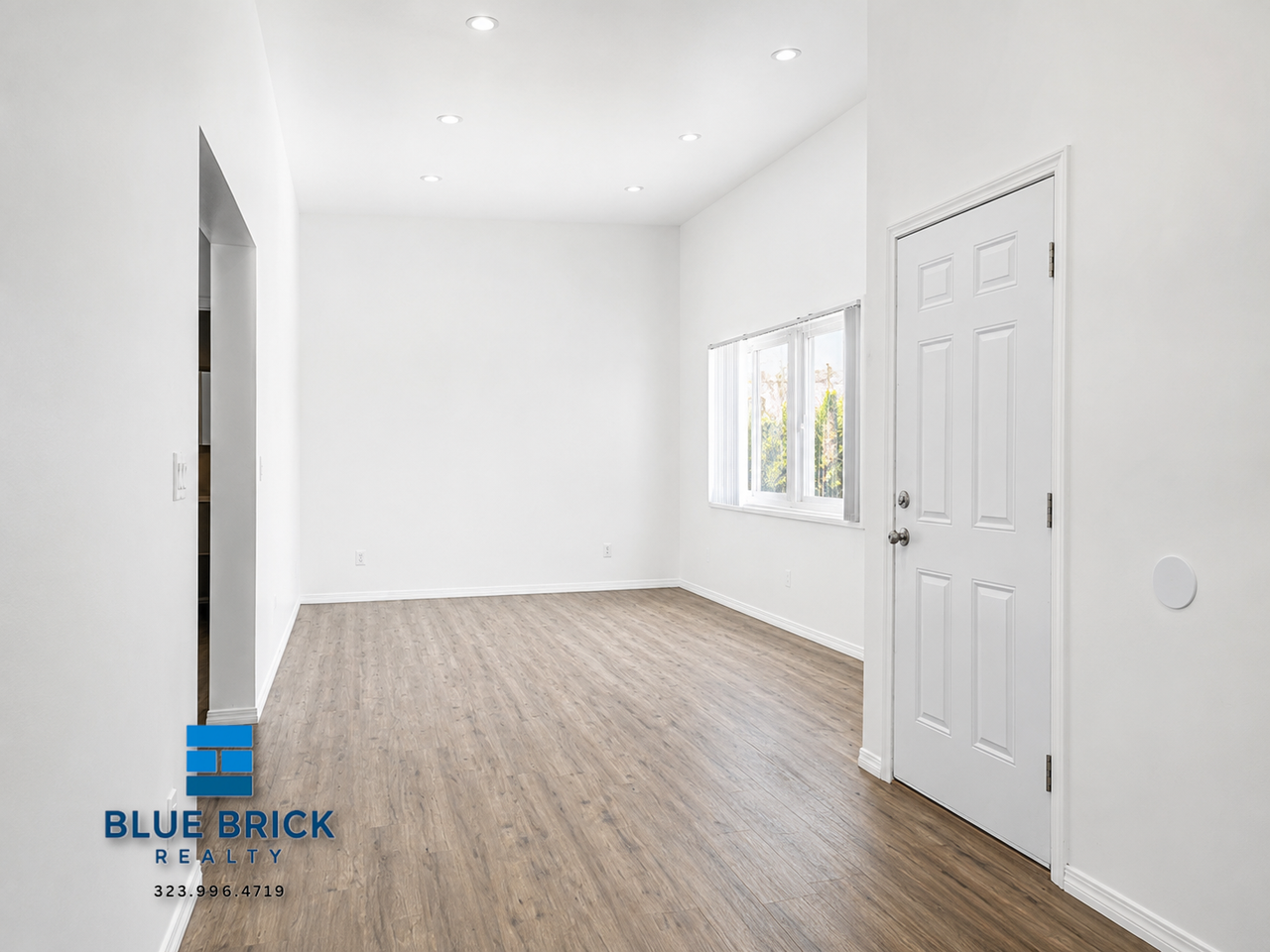 13441 Vanowen St #1 - Photo 5 of 21