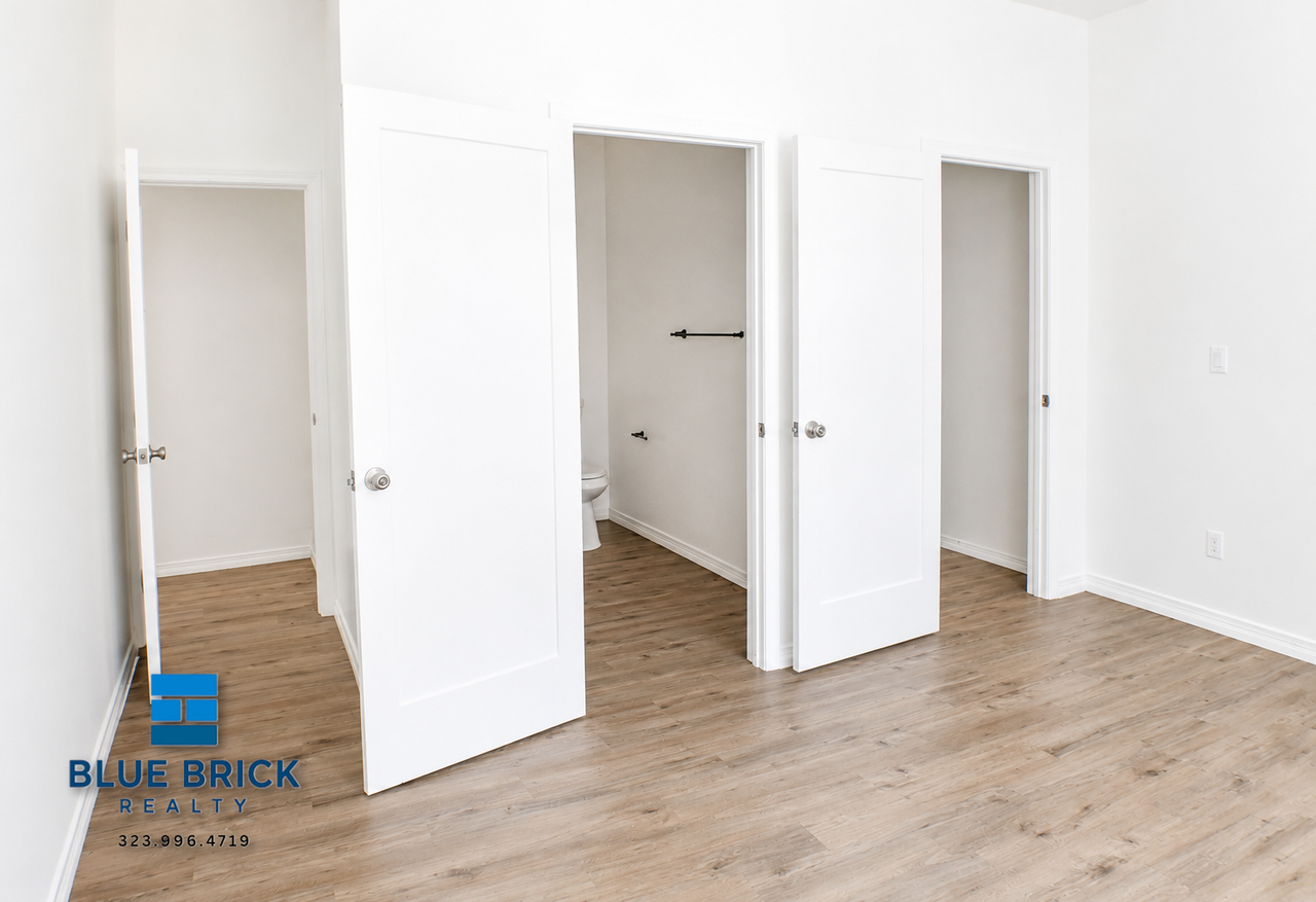 13441 Vanowen St #1 - Photo 7 of 21