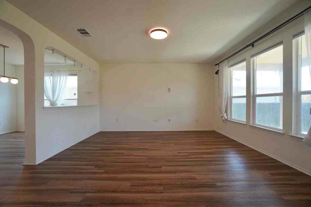 7917 Big Wind Way - Photo 6 of 45